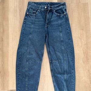 H&M BARREL JEAN!
